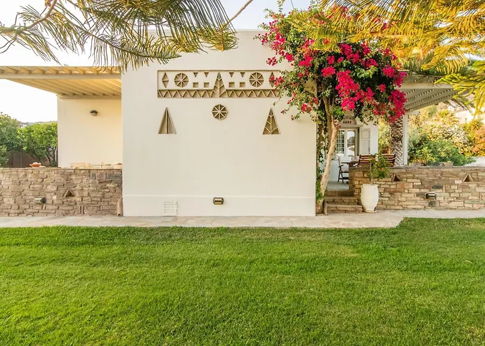 Windmill Villa In Tinos